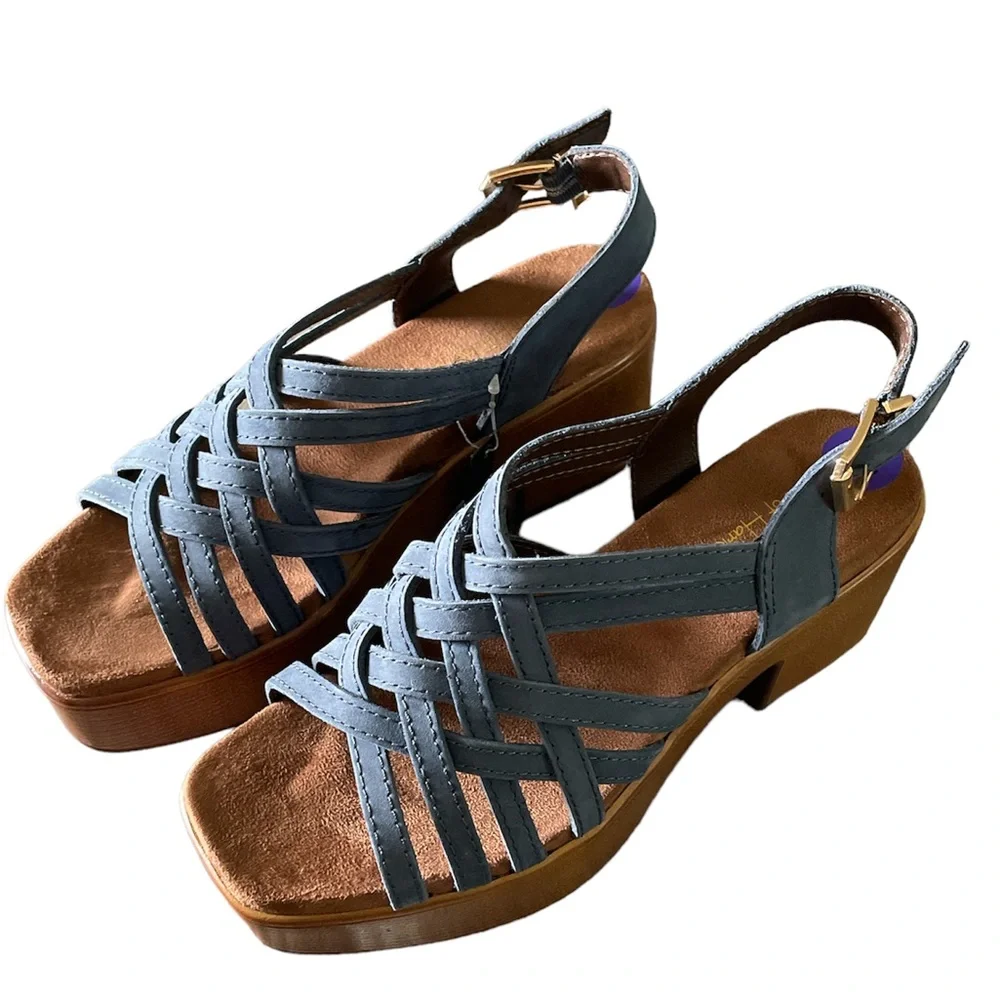 House of Harlow 1960 NIB Georgia denim blue platform wedges